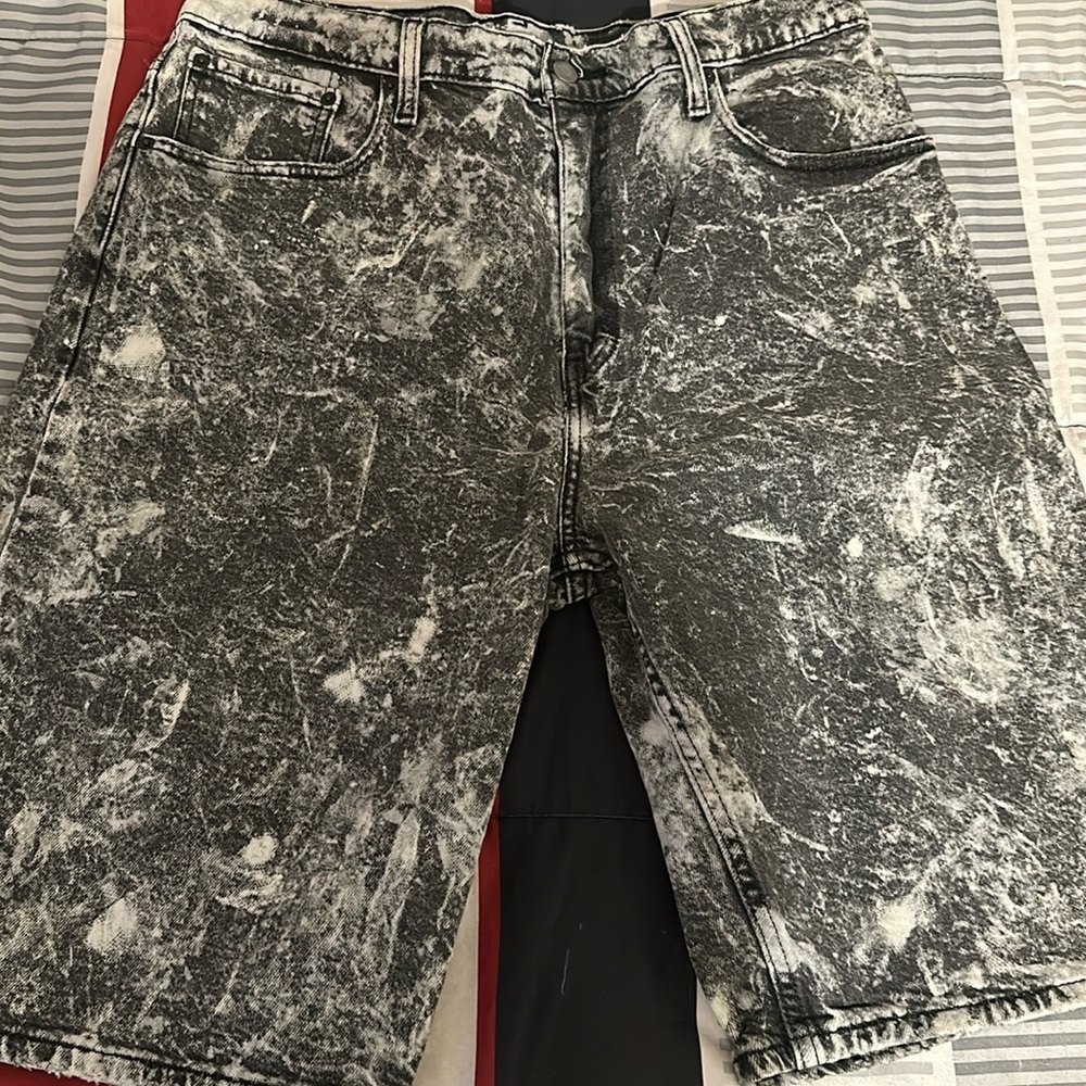 Levi Jean Shorts